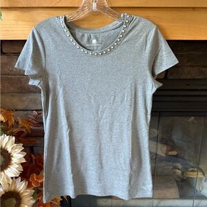 Banana Republic Gray Pearl Rivet Embellished Women's Top Tee Short Sleeve Medium